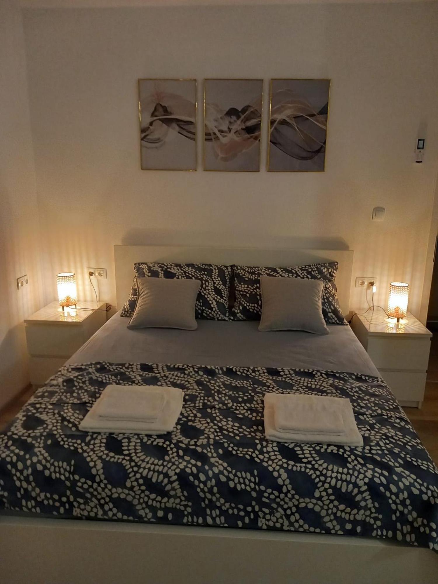 Ivka Apartment Хвар Екстериор снимка